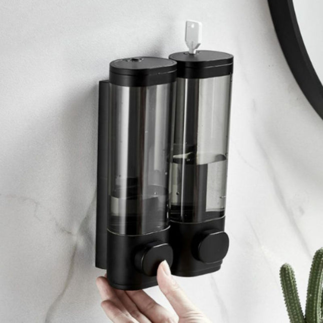 Transparent väggdispenser för flytande tvål