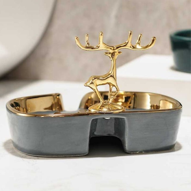 Keramisk tvålkopp med hjort i guld